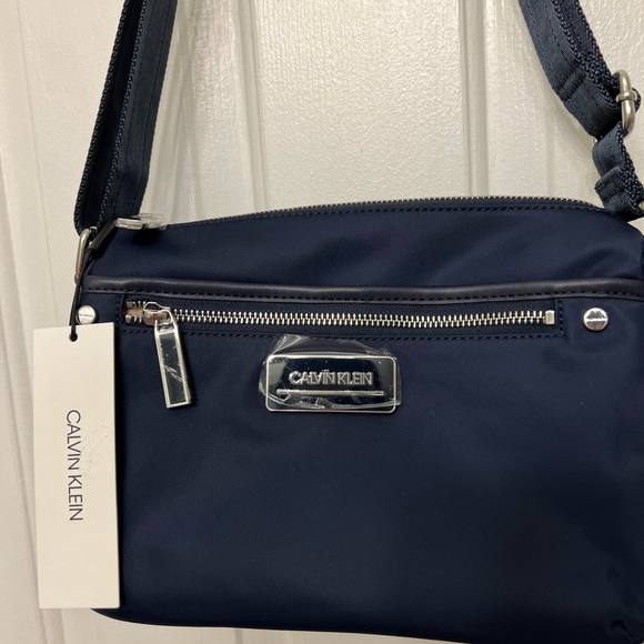 CALVIN KLEIN Women Navy Crossbody Bag with special gift!!!